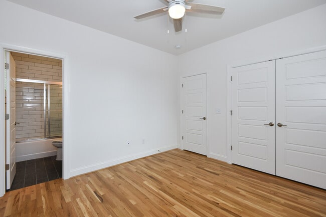 Building Photo - 503 S Chapman St