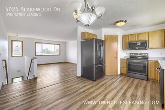 Building Photo - 4024 Blakewood Dr