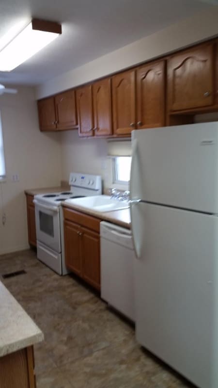 Building Photo - 4801 SW 28th St