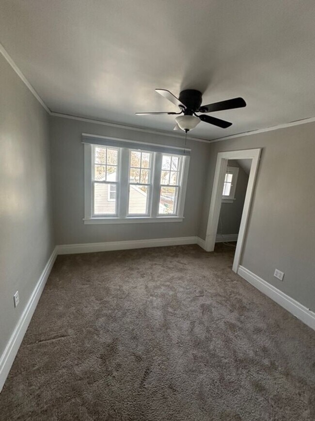 Building Photo - 25 Meech Park