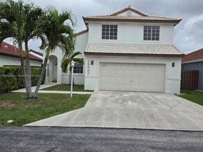 Building Photo - 15857 SW 85th Ln
