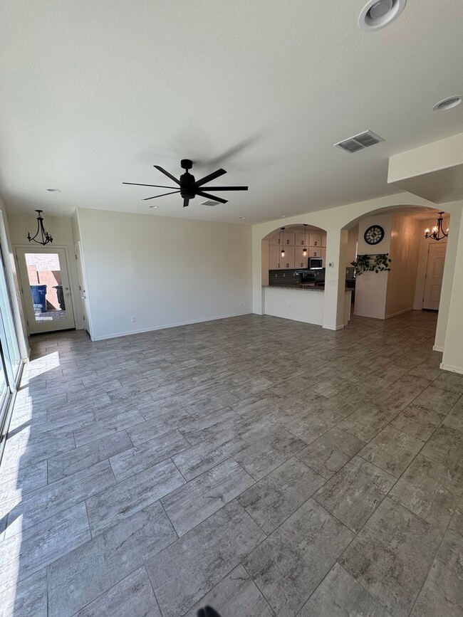 Building Photo - Upgraded Corner Townhome in the Heart of G...