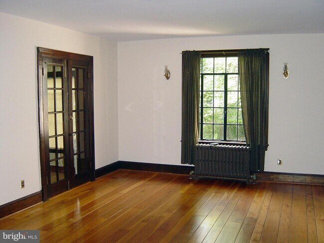 Building Photo - 4602 De Russey Pkwy