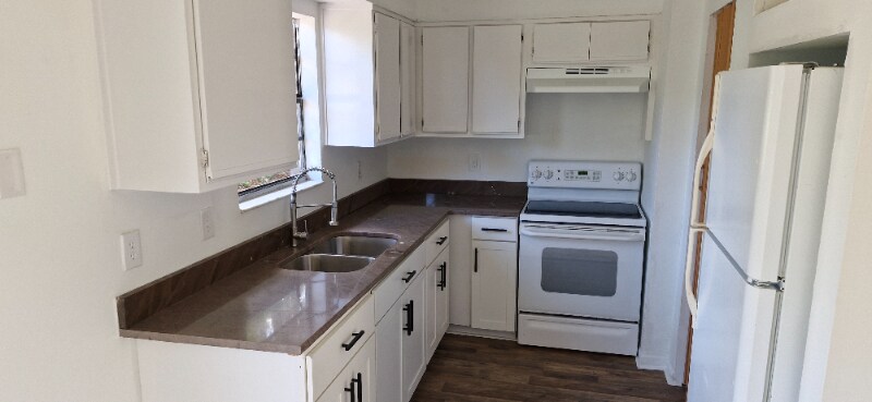 Building Photo - 107 Hearthside Ave NW