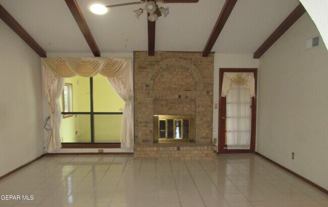 Building Photo - 4425 Gen Maloney Cir