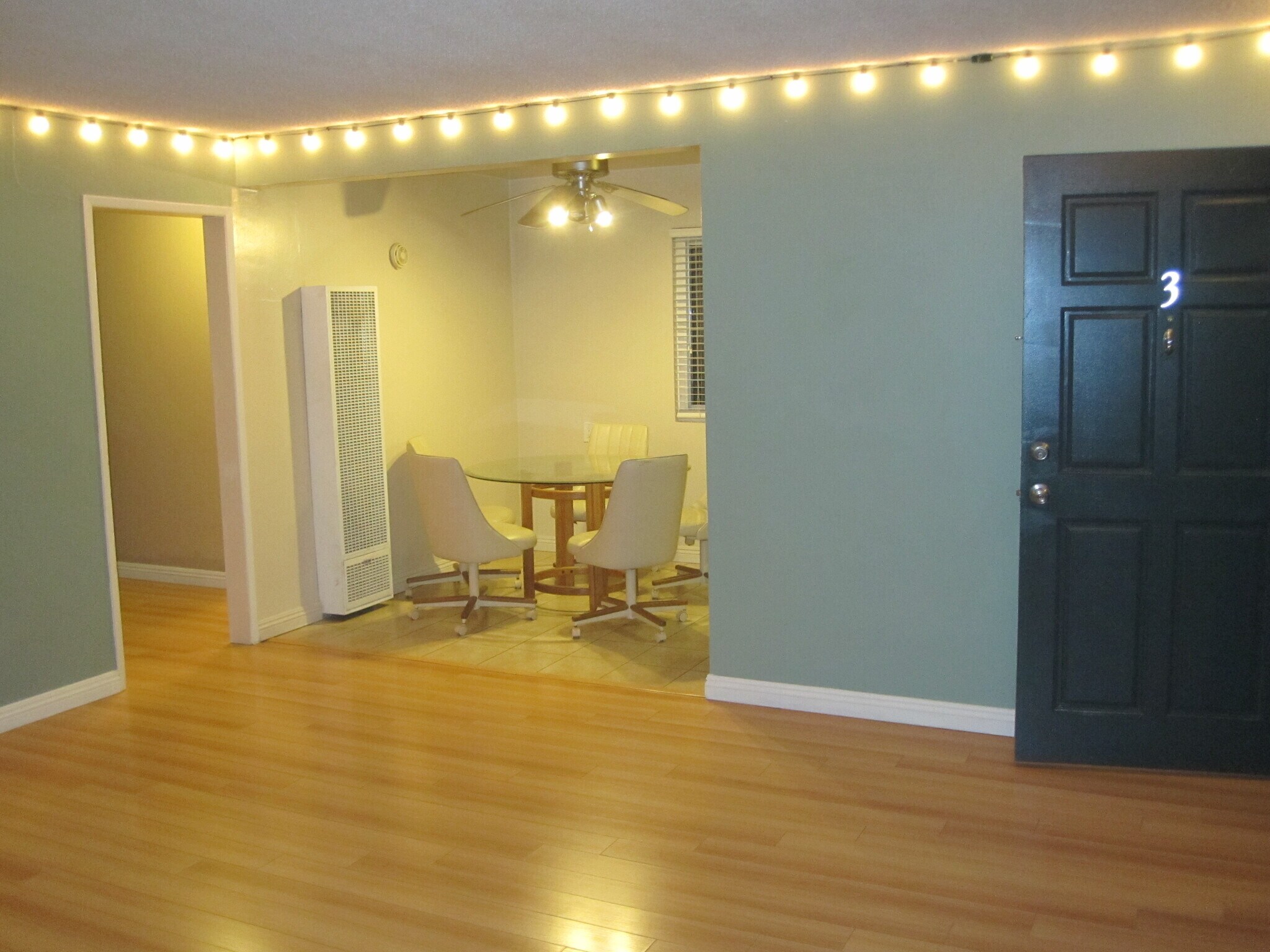 Building Photo - 215 Covina Ave