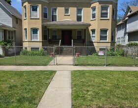 Building Photo - 208 N Waller Ave
