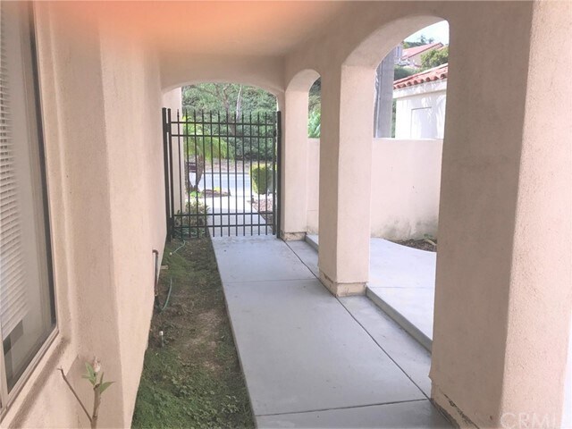 Building Photo - 30852 Calle Barbosa