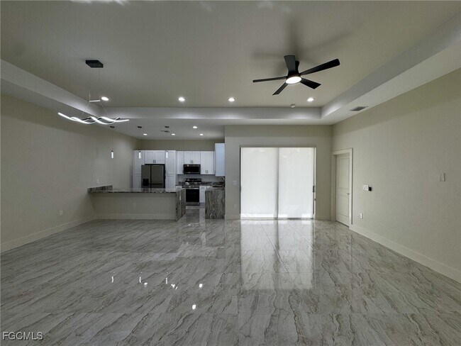 Building Photo - 194 Yager Cir