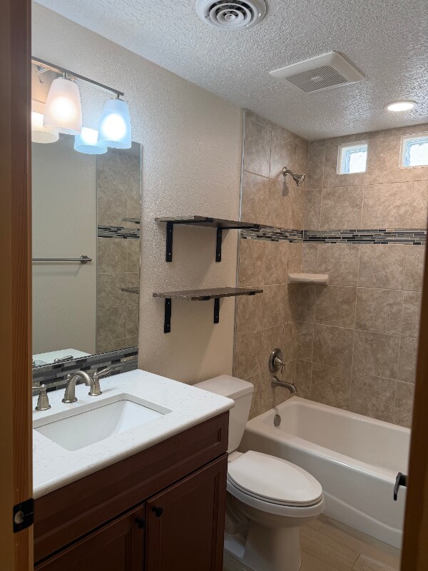 Building Photo - 2039 Cougar Run Ct SE