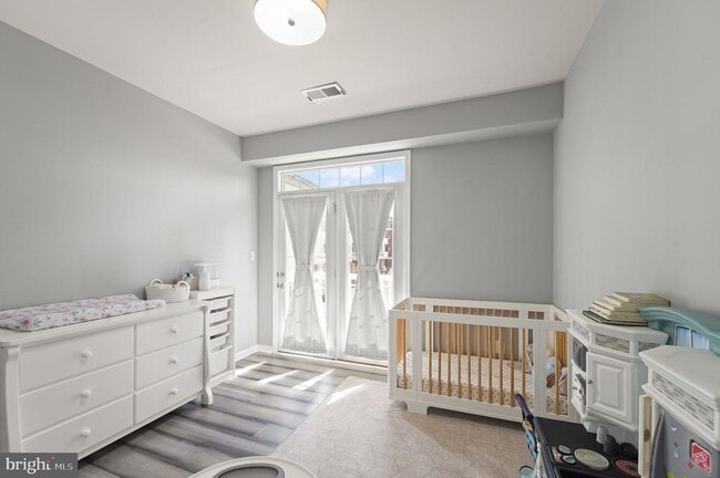 Building Photo - 43846 Artsmith Terrace