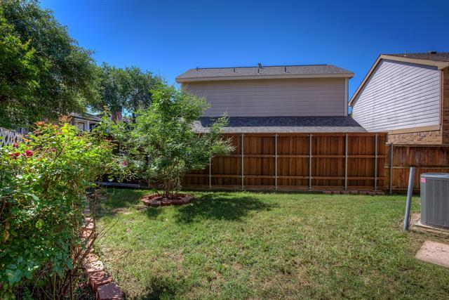 Building Photo - 300 Stoneledge Dr