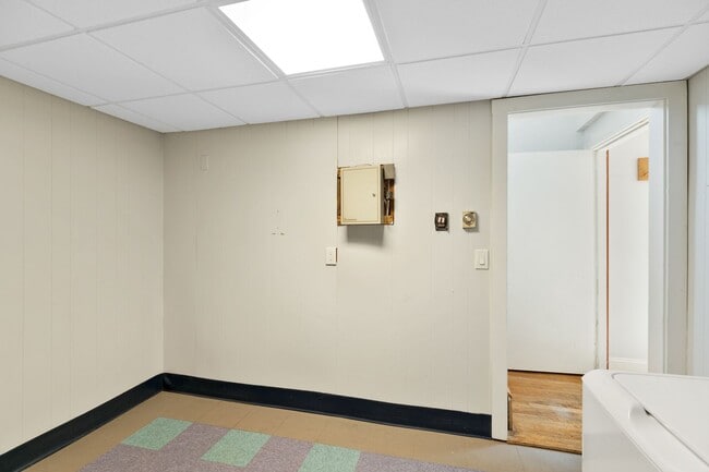 Building Photo - 640 Prospect St