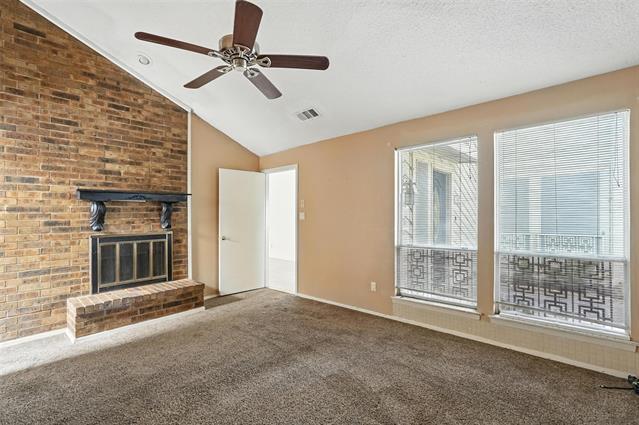 Building Photo - 1744 Hartford Dr