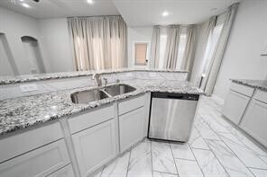 Building Photo - 5026 Lacebark Pne Trl