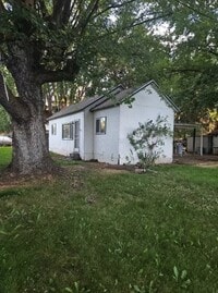 Building Photo - 11203 W Wide Hollow Rd