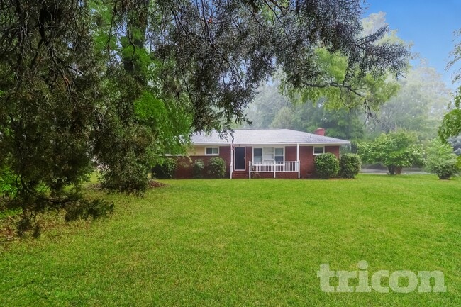 Building Photo - 1141 Dooley Dr