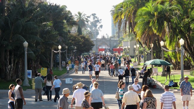 The vibrant heart of San Diego is just 15 mins away at Balboa Park - 524 Telegraph Canyon Rd