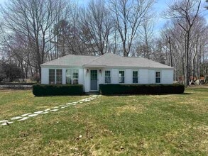 Building Photo - 62 Cable Rd