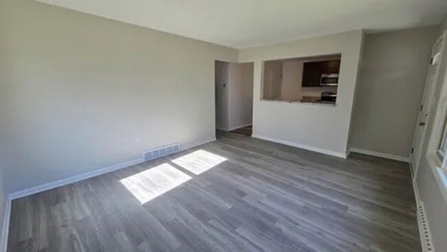 Building Photo - 231 Prospect Ave