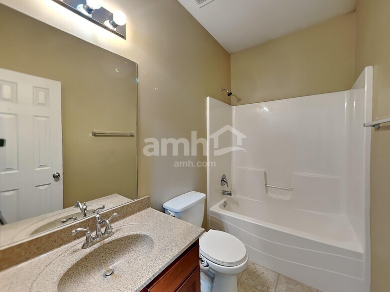 Building Photo - 1380 Grey Rock Way