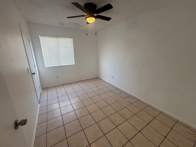 Building Photo - Beautiful 4 Bedroom Lancaster Home with Desirable Amenities!