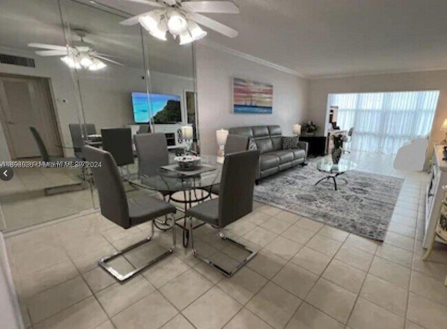 Building Photo - 1501 S Ocean Blvd