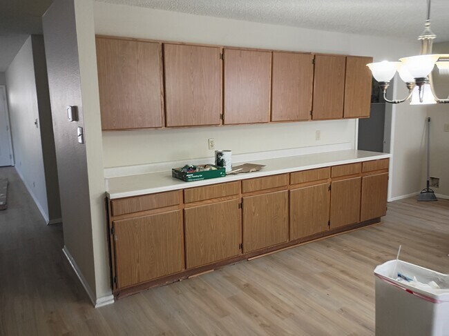 Building Photo - 9202 Roquefort