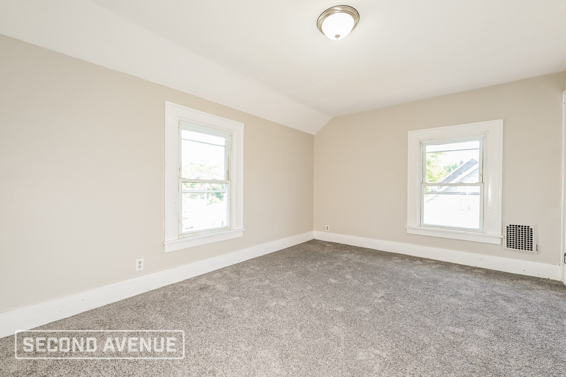 Building Photo - 1506 Freemont St