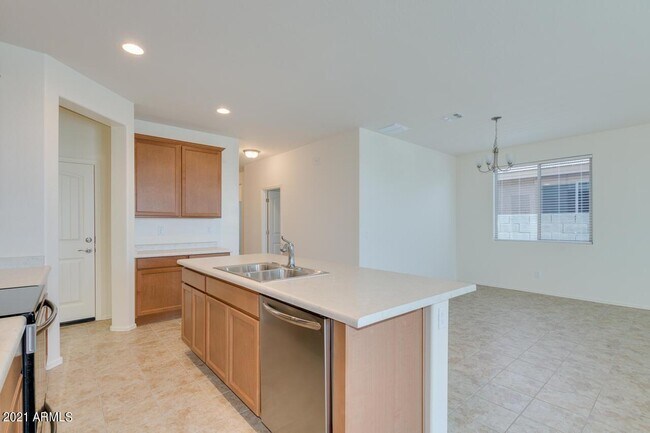 Building Photo - 17677 W Country Club Terrace