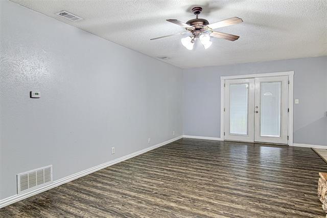 Building Photo - 524 Patterson Dr