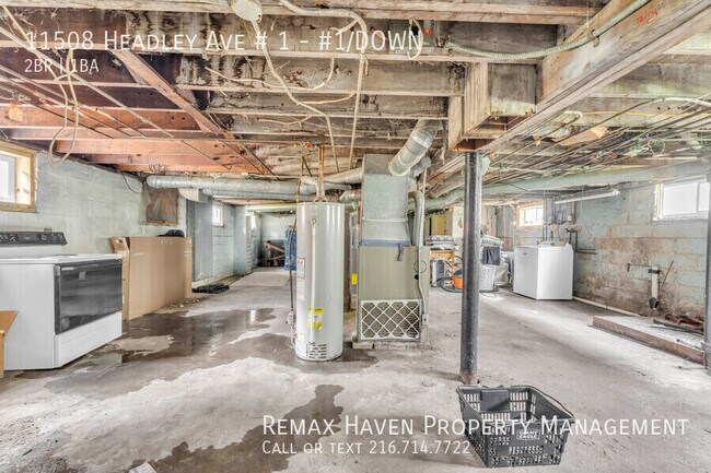 Building Photo - 11508 Headley Ave