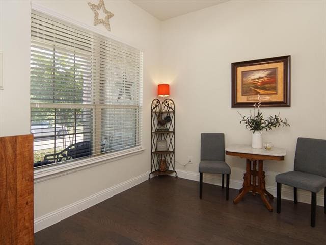 Building Photo - 721 10th St