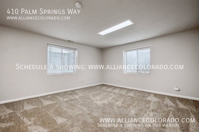 Building Photo - 410 Palm Springs Way