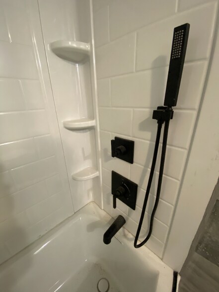 Building Photo - 2208-2210 Providence Rd