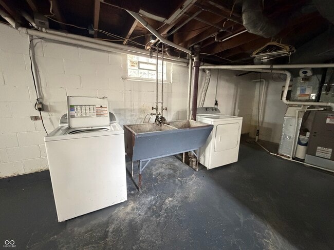 Building Photo - 6191 Crittenden Ave