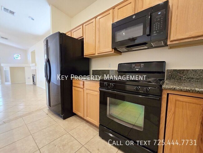 Building Photo - 9726 Tomorrow Ct