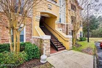 Building Photo - Spacious 3BR/2BA Gated Condo with Resort-Style Amenities!