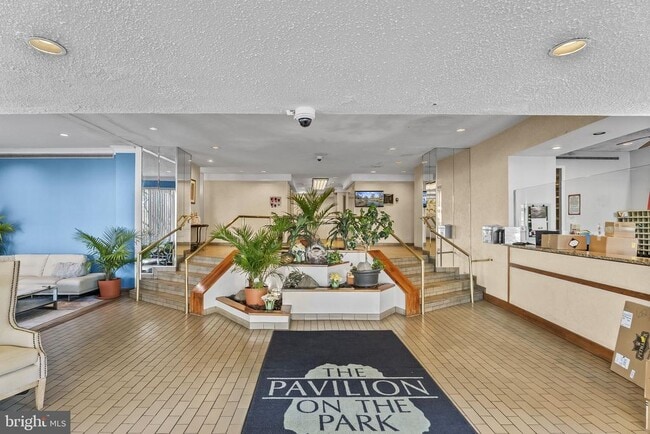 Building Photo - 5340 Holmes Run Pkwy