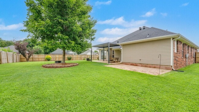Building Photo - Charming 3BR Home in Har-Ber Meadows Cul-de-Sac
