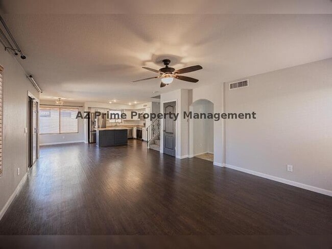 Building Photo - 16090 W Latham St