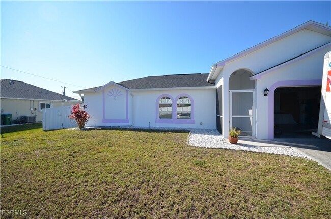 Building Photo - 1126 NW 2nd Ave