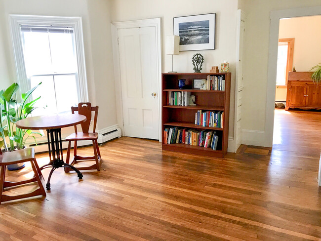 Dining Room - 15 Hall St