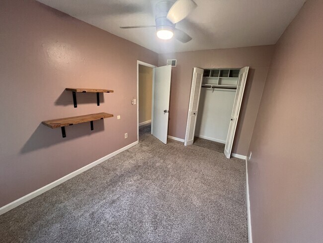 Building Photo - 3022 Yulupa Ave