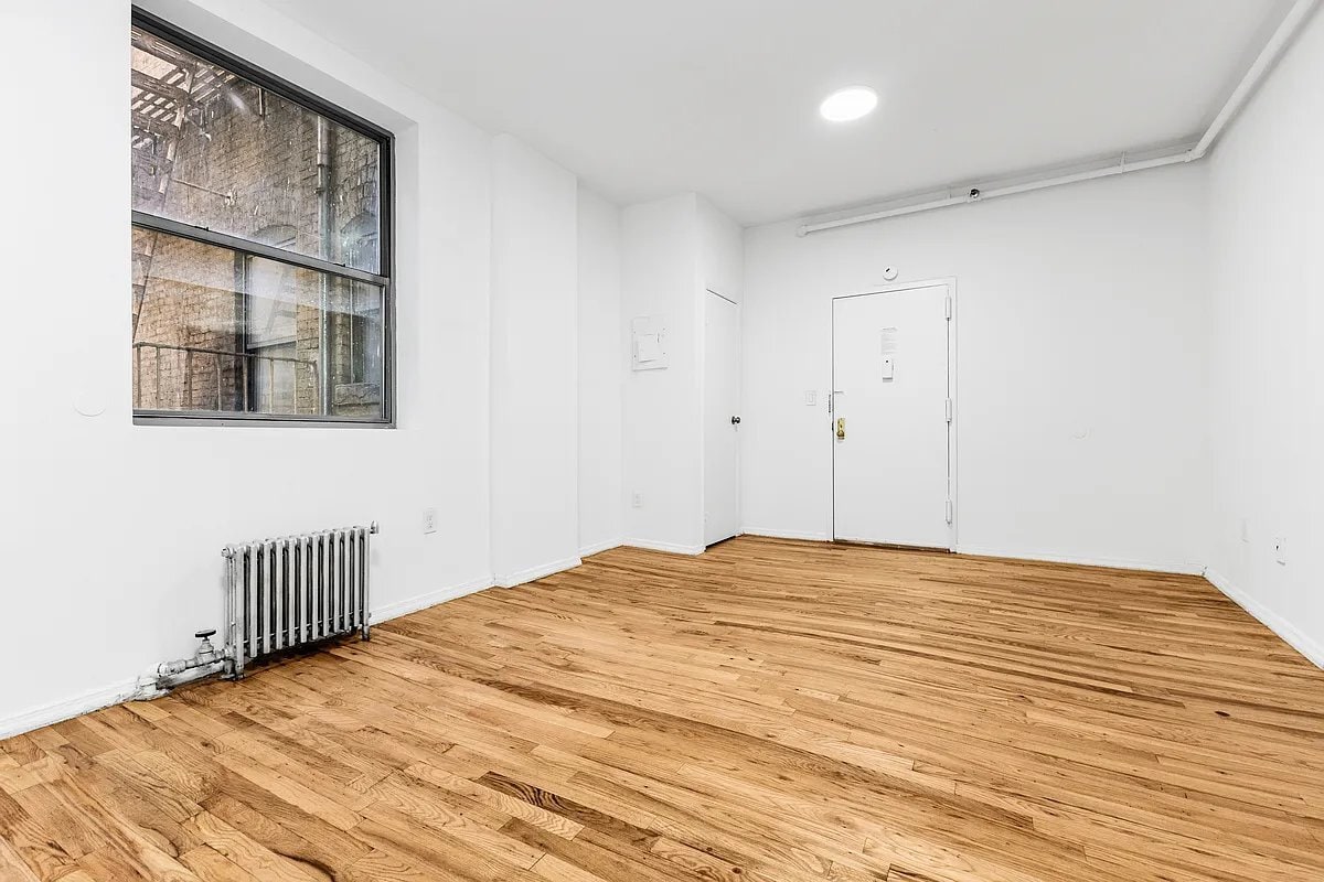 Building Photo - 235 W 63rd St