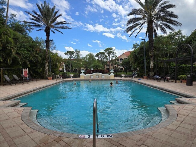 Building Photo - 4170 Central Sarasota Pkwy