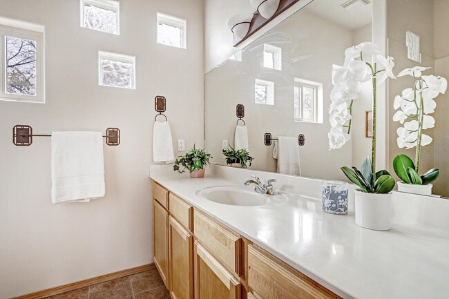 Building Photo - 115 Espinosa Rd