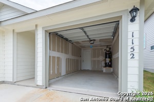 Building Photo - 1152 Andean Emerald