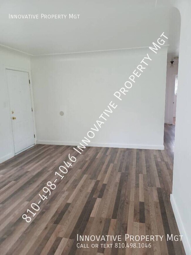 Building Photo - 5476 Westchester Dr
