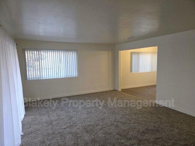 Building Photo - 2118 S Roosevelt St